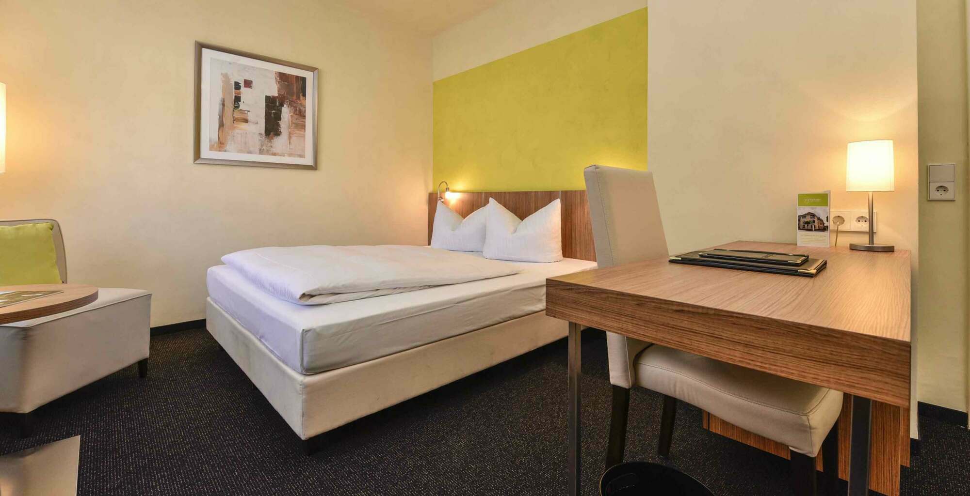 Hotel Vorfelder Walldorf  Bagian luar foto